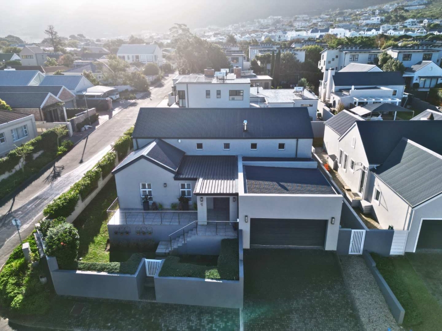 4 Bedroom Property for Sale in Onrus Western Cape